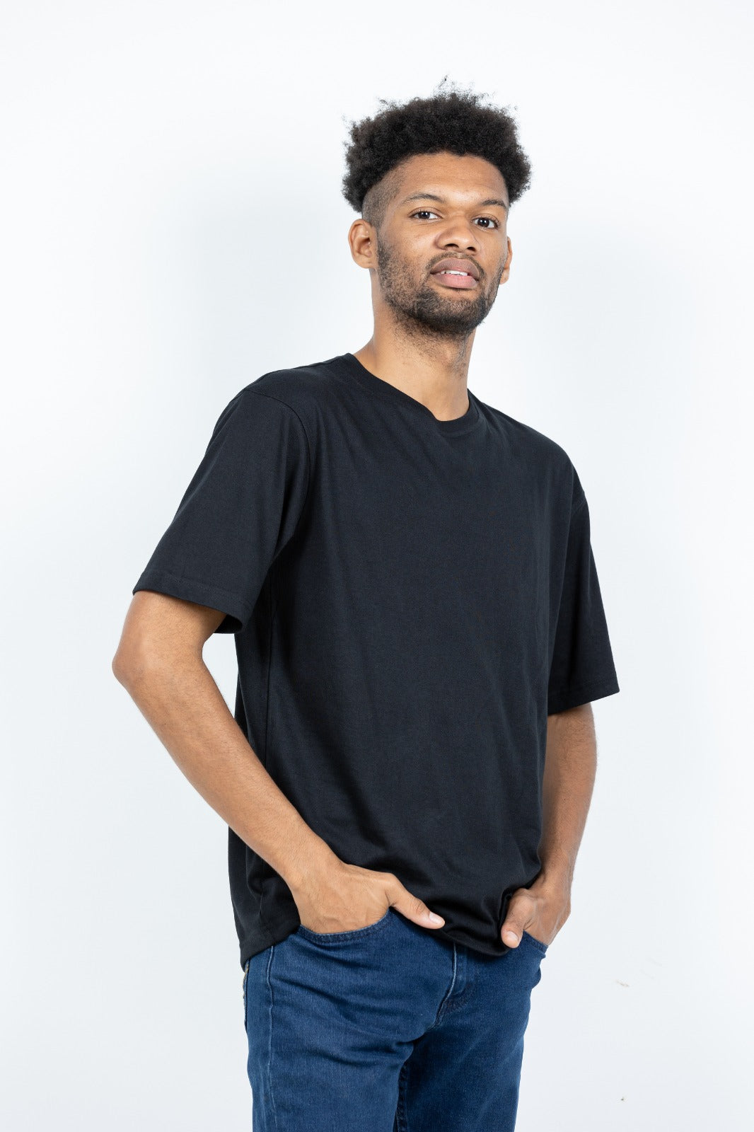 GRABO365® DESIGN Oversized T-shirt with crew neck in Black GRABO365